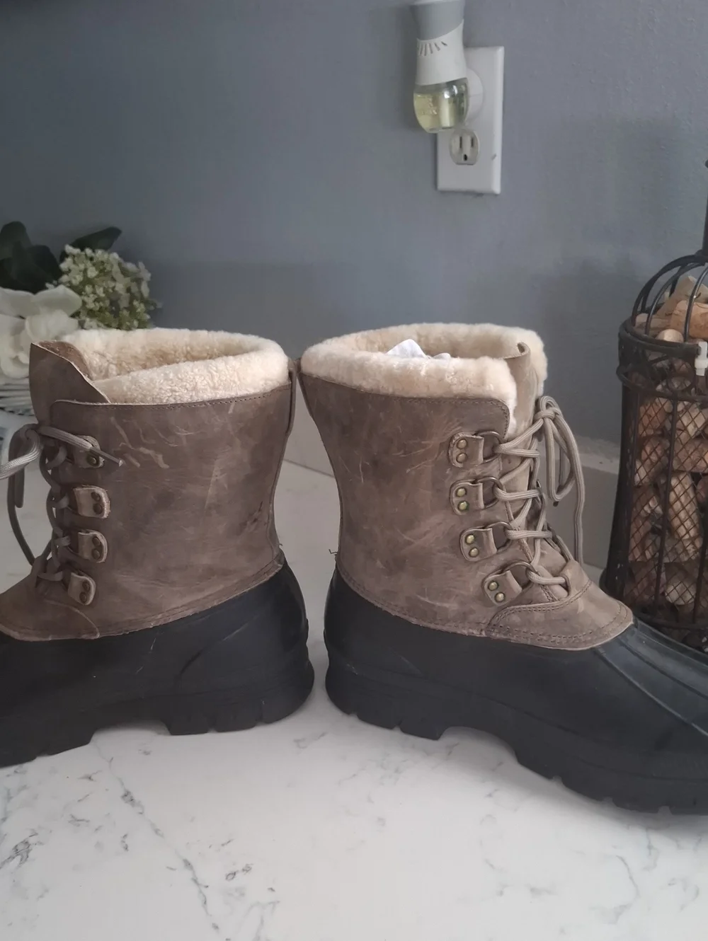 POLO RALPH LAUREN Mens Brown and Black Waterproof Winter Boots